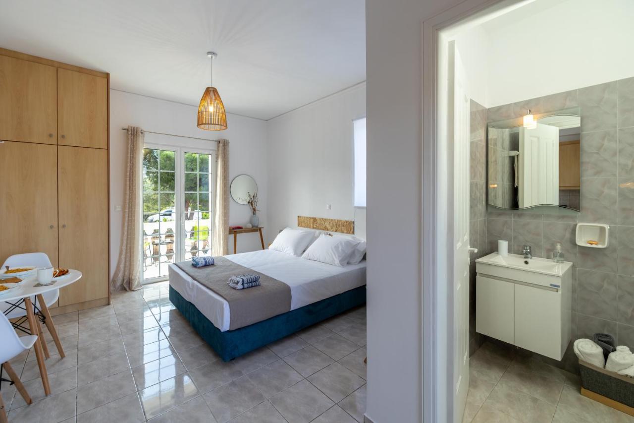 White House Studios & Apartments Argostoli  Zewnętrze zdjęcie